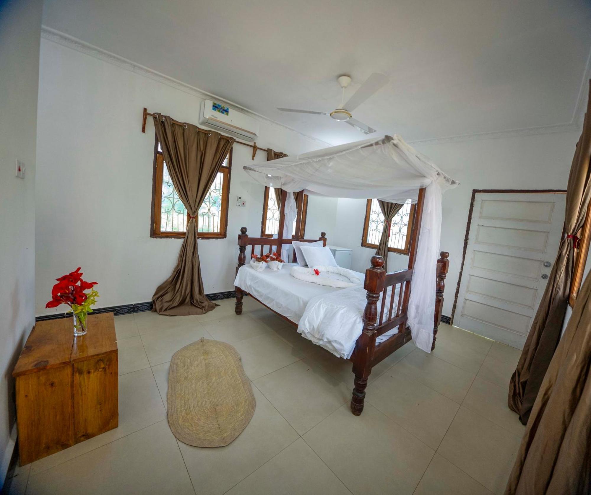 Mangapwani Beach Villa Fujoni Екстериор снимка